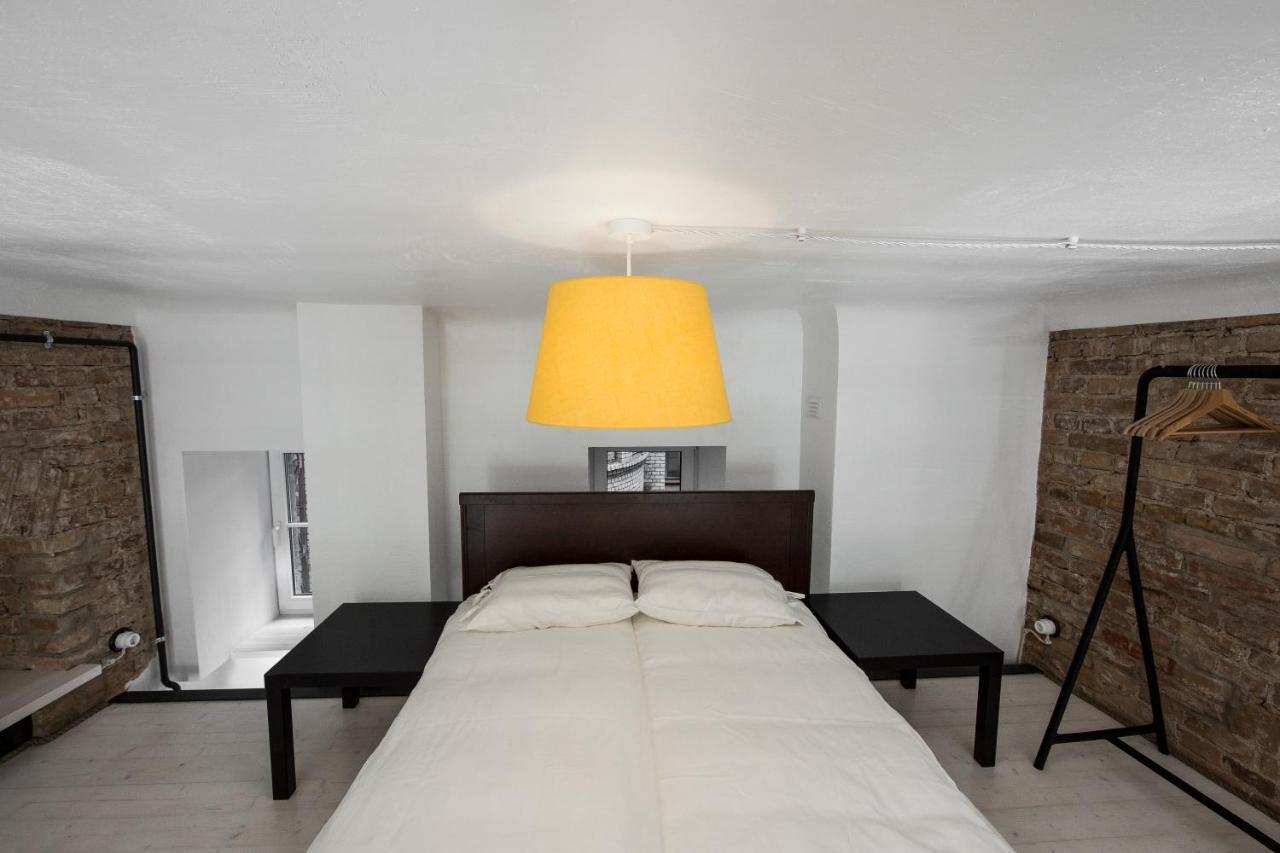 Stylish Studio Apartment In The Heart Of ريغا المظهر الخارجي الصورة