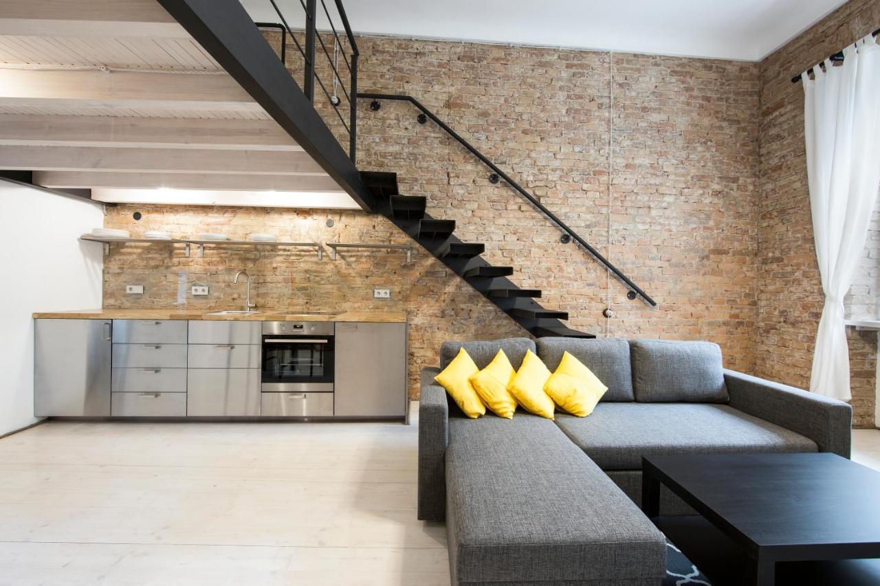 Stylish Studio Apartment In The Heart Of ريغا المظهر الخارجي الصورة