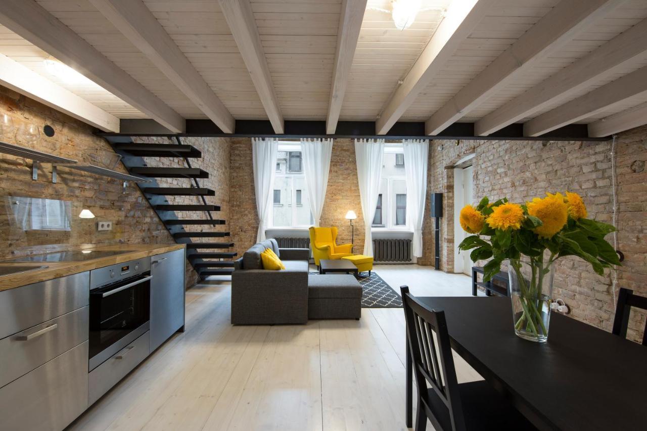 Stylish Studio Apartment In The Heart Of ريغا المظهر الخارجي الصورة